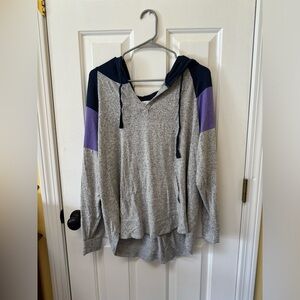 Market & Spruce Color Block Sweatshirt